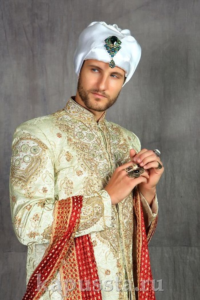 Индийский костюм